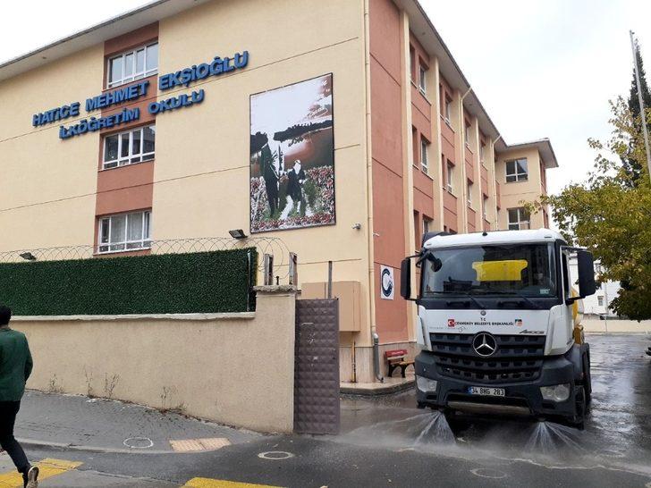 Çekmeköy Belediyesi’nden okullarda temizlik ve dezenfekte çalışması G5