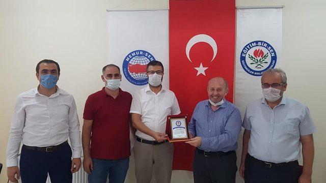 Osmancık’ta Eğitim-Bir-Sen’de görev değişimi