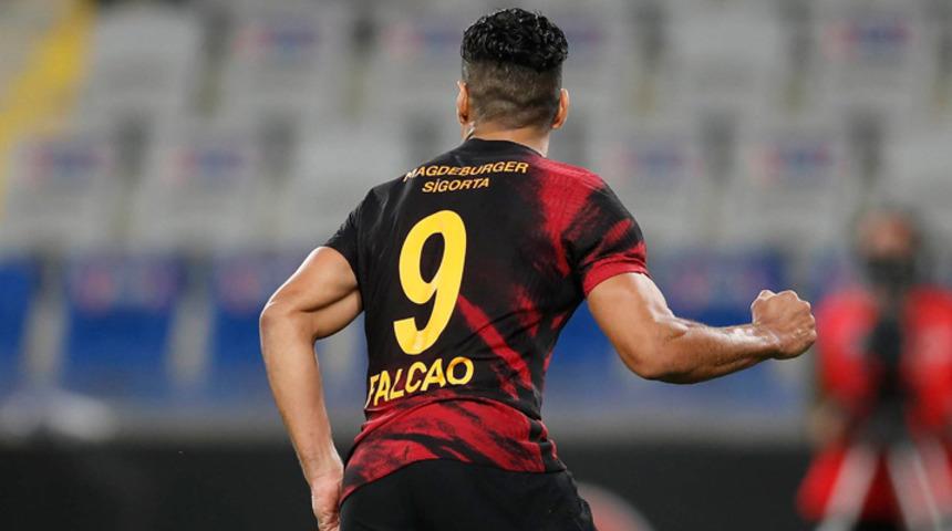 Falcao gol sayısını 3’e çıkardı