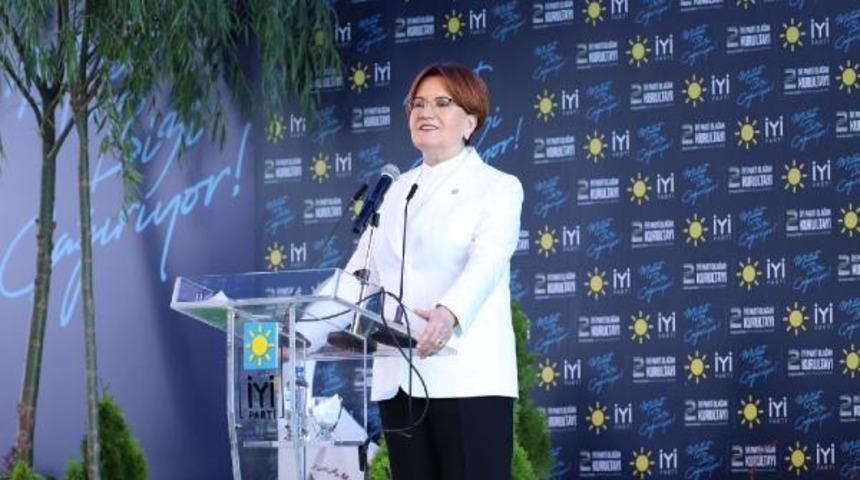 İYİ Parti Genel Başkanlığına yeniden se&ccedil;ilen Akşener'den teşekk&uuml;r mesajı