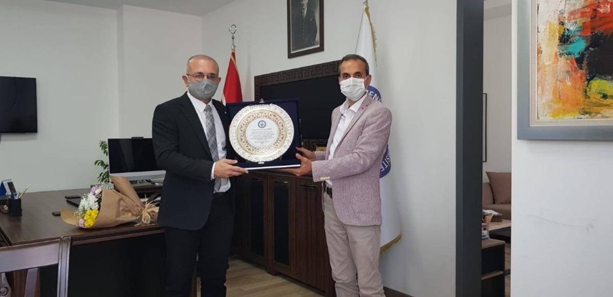 AD&Uuml; Eğitim Fak&uuml;ltesi&rsquo;nde devir teslim t&ouml;reni ger&ccedil;ekleşti