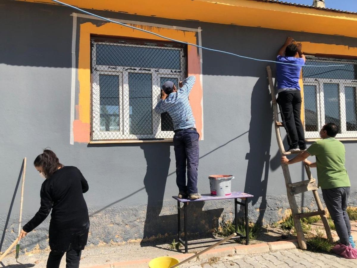 &Ccedil;aldıran Belediyesinden eğitime b&uuml;y&uuml;k katkı