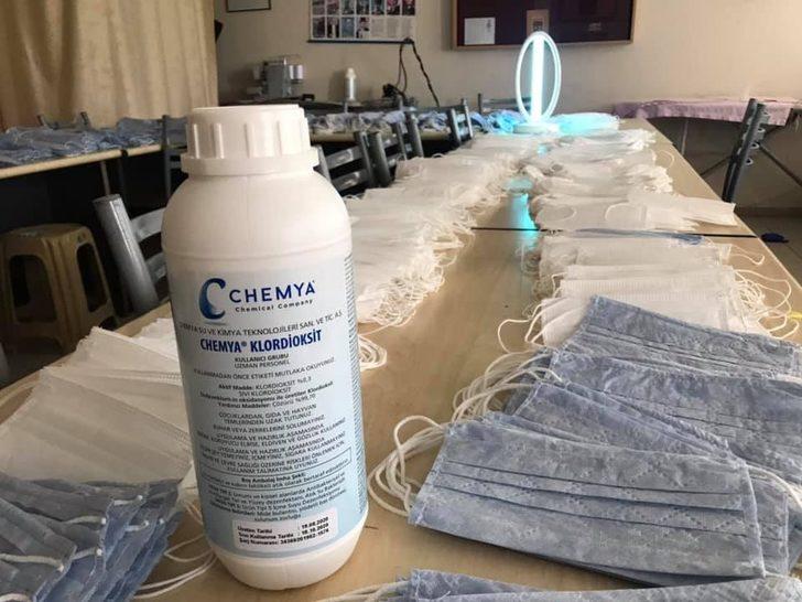 Maskeler ultraviyole ışınları ile sterilize ediliyor G2