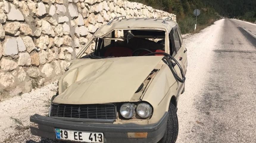 Kastamonu&rsquo;da yoldan &ccedil;ıkan otomobil takla attı: 2 yaralı