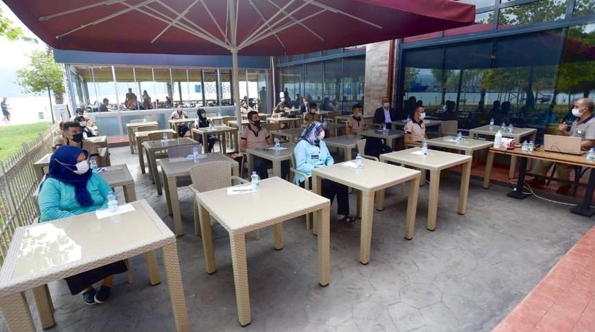 Nazende personeline hijyen eğitimi