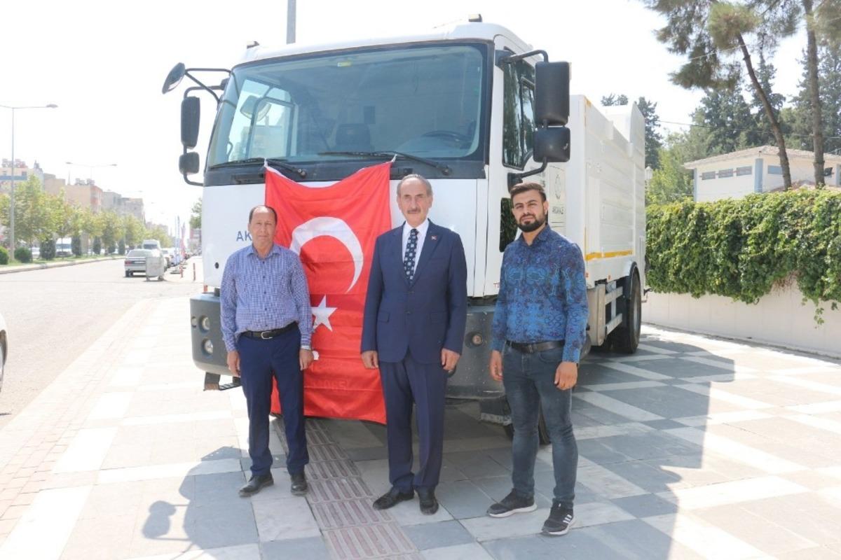 Ak&ccedil;akale&rsquo;ye konteyner temizleme aracı kazandırıldı