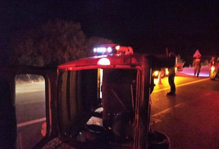 Kontrolden çıkan araç takla attı: 2 yaralı G2