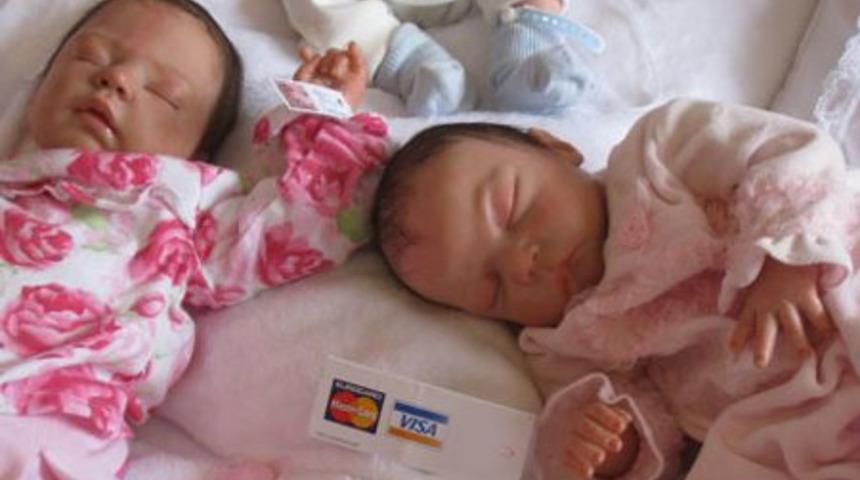 Bu Bebekler Satılık!