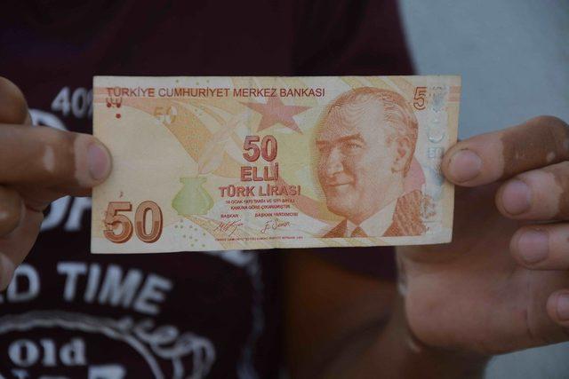 Hatalı basım 50 liraya 20 bin lira istiyor