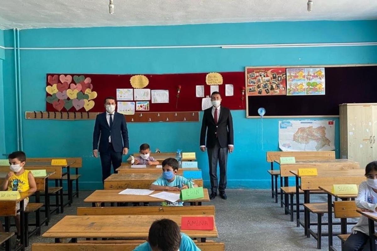 &Ccedil;ukurca da 1.S sınıflar eğitime başladı