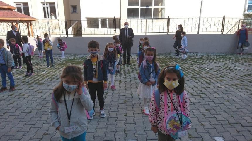 Ardahan’da okullar yüz yüze eğitime başladı