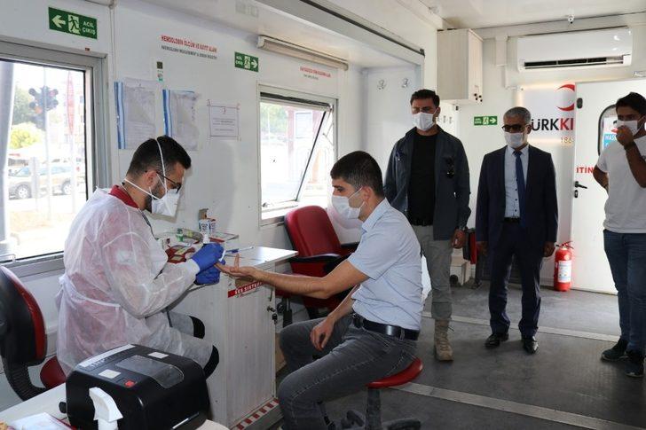 Kaymakam Kayabaşı’ndan kan bağışı G2