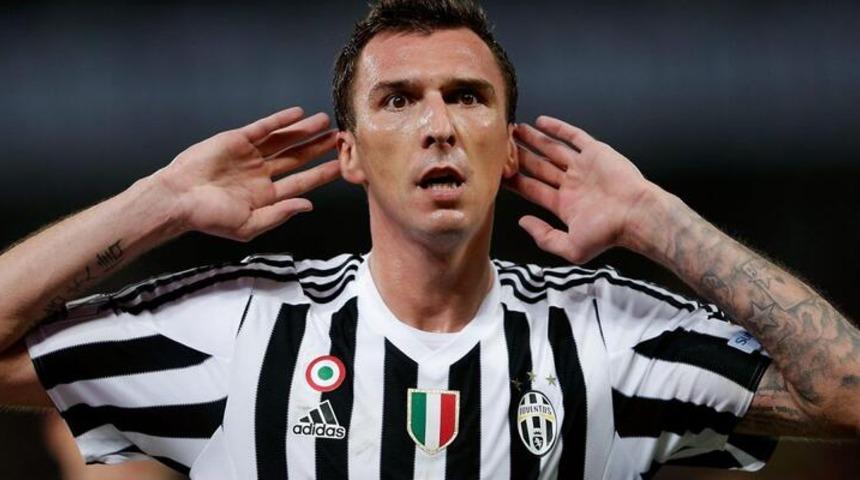 Beşiktaş ve Fenerbahçe'nin gündemindeydi... Mario Mandzukic ile anlaşma sağlandı!