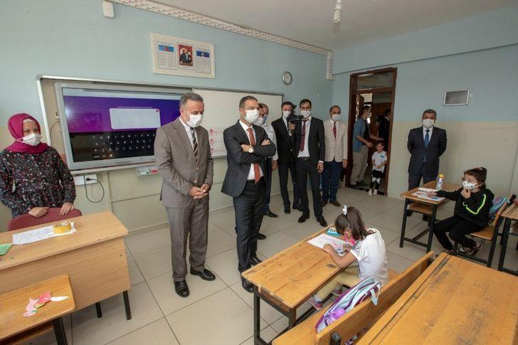 İpekyolu’nda ilk ders zili çaldı G2