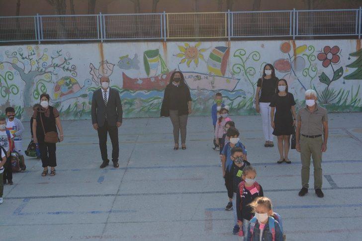 Ayvalık’ta minik öğrencilerin okul heyecanı G3