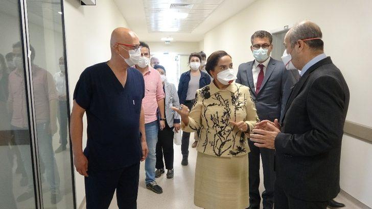 Uşak Eğitim Araştırma Hastanesi ek binası hizmete girdi G2