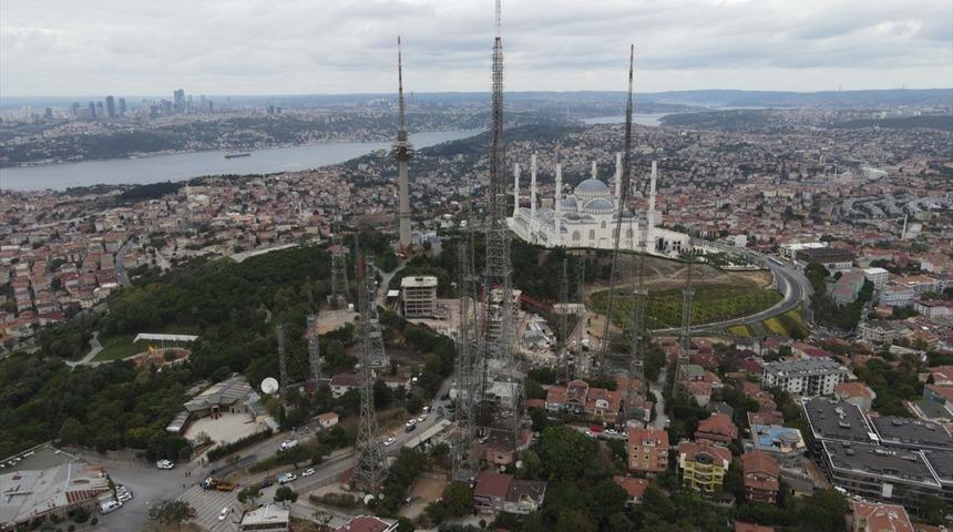 Çamlıca Tepesi'ndeki eski antenler kaldırılıyor