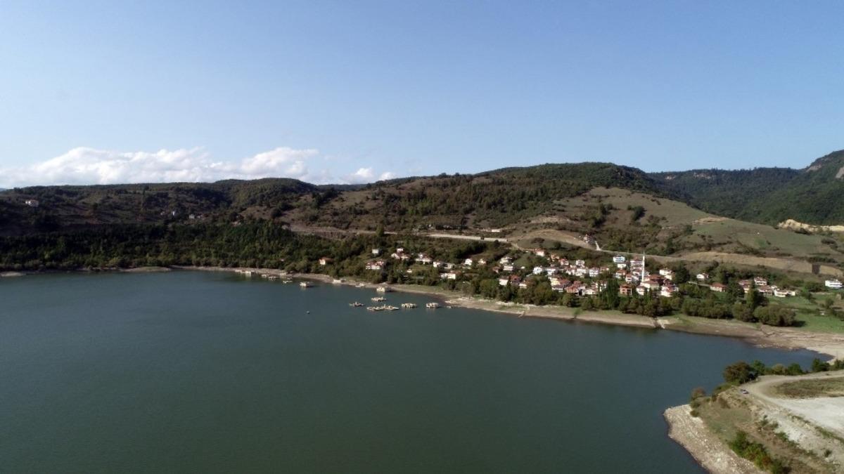 Barajda su seviyesi d&uuml;ş&uuml;nce i&ccedil;me suyunda koku arttı