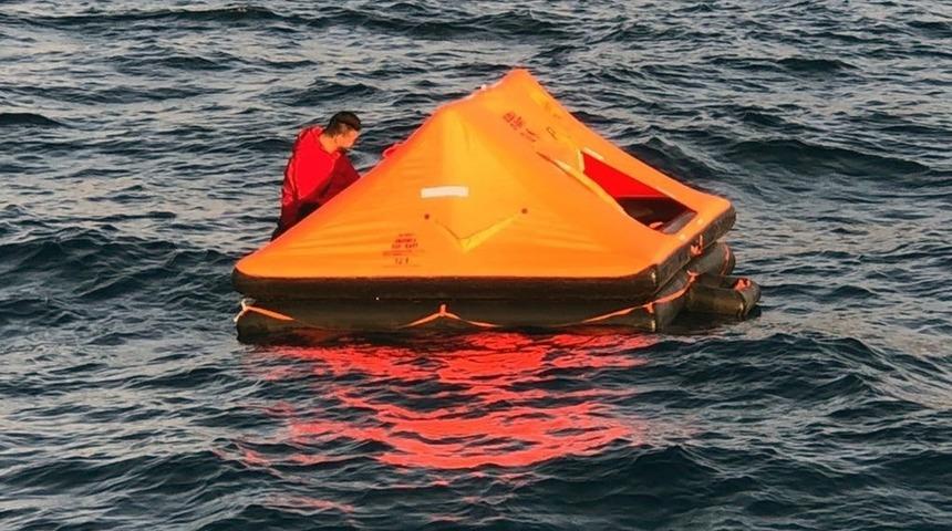 Yunan sahil g&uuml;venliği g&ouml;&ccedil;menleri yine T&uuml;rk karasularına bıraktı