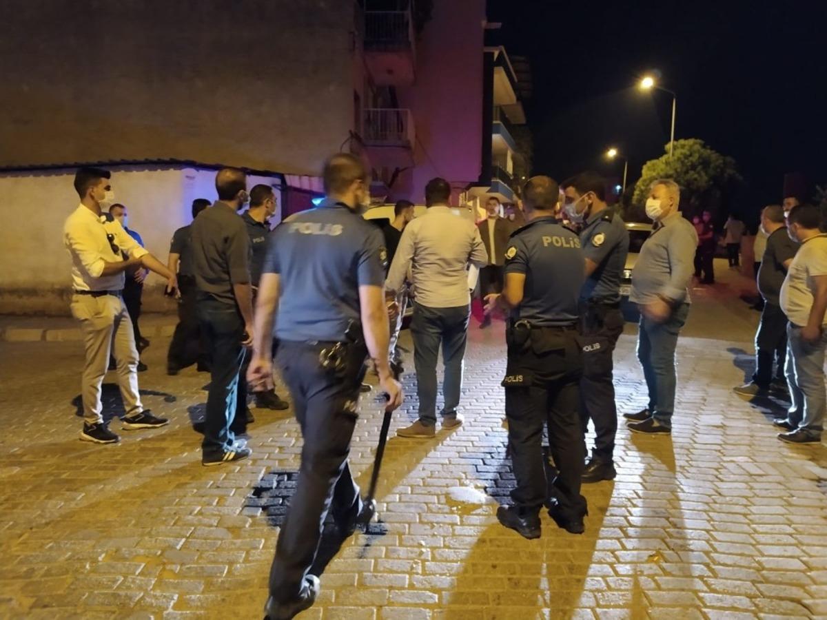 2 grup arasında &ccedil;ıkan kavga, mahalleyi karıştırdı