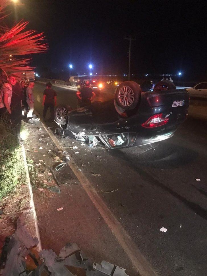 Turgutlu’da kamyon ile otomobil çarpıştı: 3 yaralı G3