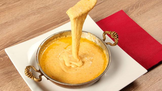 Mıhlama (kuymak) yapılışı: MasterChef'te herkesi ekrana kitleyen tarif