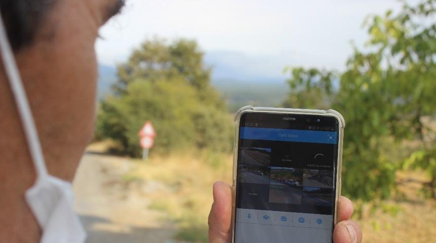 Hırsız ve definecilerden bıktı, k&ouml;ye Mobese sistemi kurdu