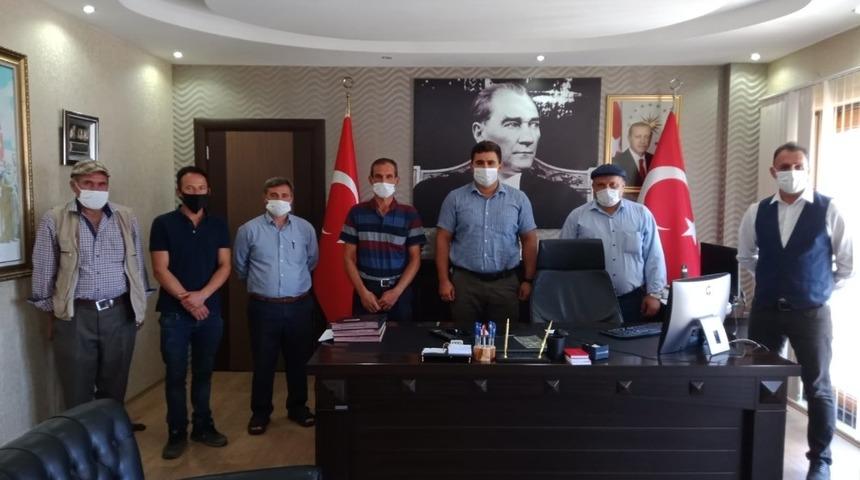 Buharkent&rsquo;te &ccedil;ilek &uuml;reticilerine destek