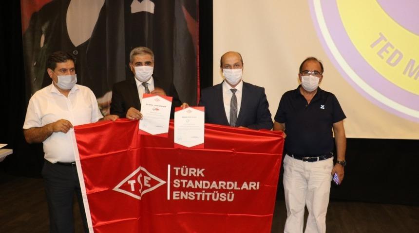 Malatya’da ilk "Okulum Temiz" Belgesi" TED Kolejine verildi