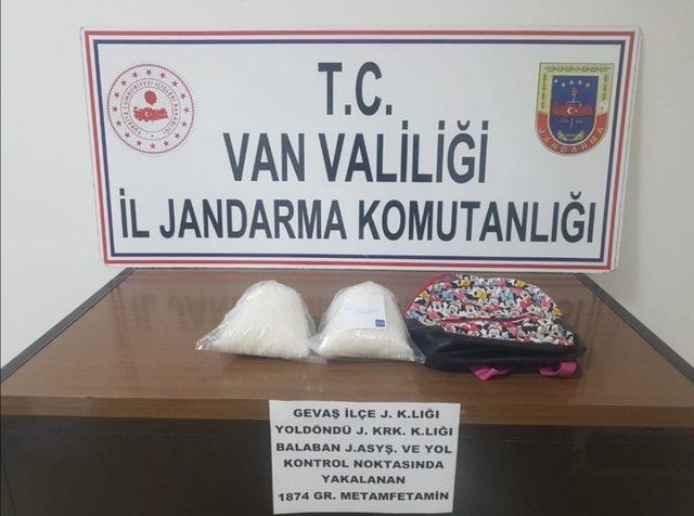 Gevaş’ta 6 kilo 705 gram metamfetamin ele geçirildi