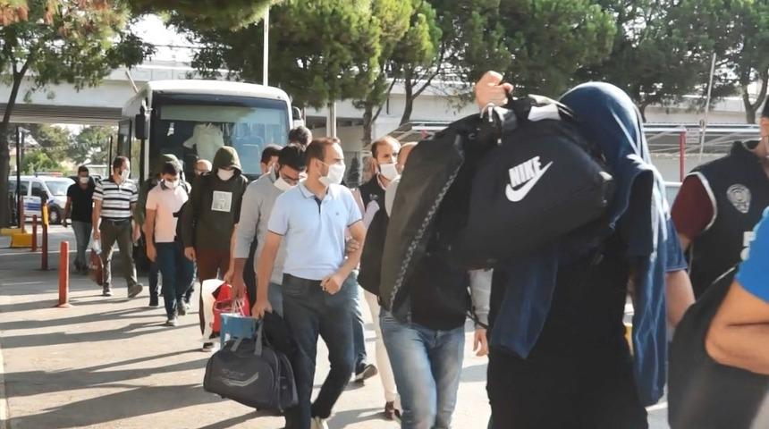 13 FET&Ouml; ş&uuml;phelisi adliyeye &ccedil;ıkarıldı