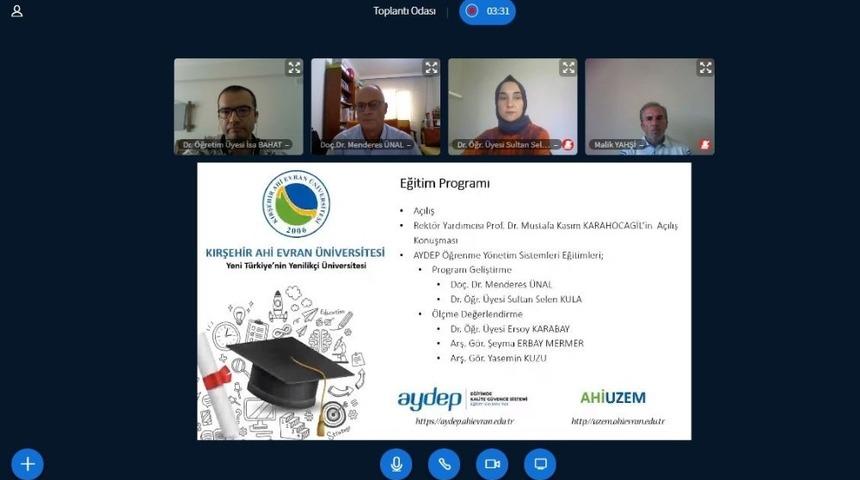 KAE&Uuml;&rsquo;si, &ouml;ğretim elemanları AYDEP &uuml;zerinden eğitim aldı