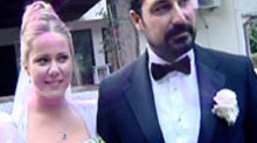 B&uuml;lent İnal Evlendi