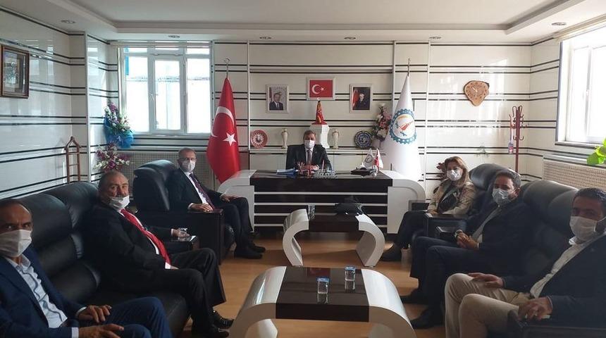 AK Parti heyeti Başkan Arif Teke&rsquo;yi ziyaret etti