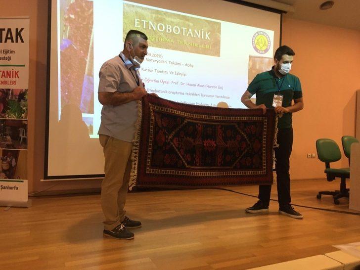 Şanlıurfa’da Sındırgı Yağcibedir halıları tanıtıldı G3