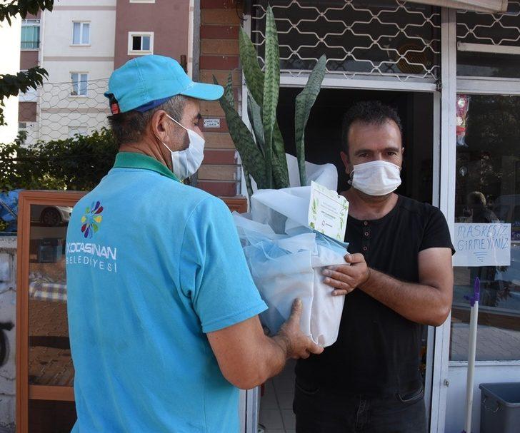 Kocasinan’da yeni açılan iş yerlerine ’Hayırlı olsun’ çiçeği G1