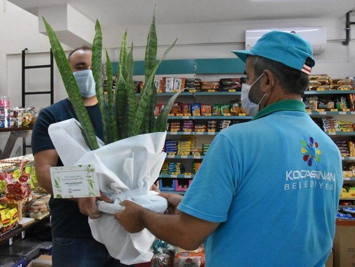 Kocasinan’da yeni açılan iş yerlerine ’Hayırlı olsun’ çiçeği G2