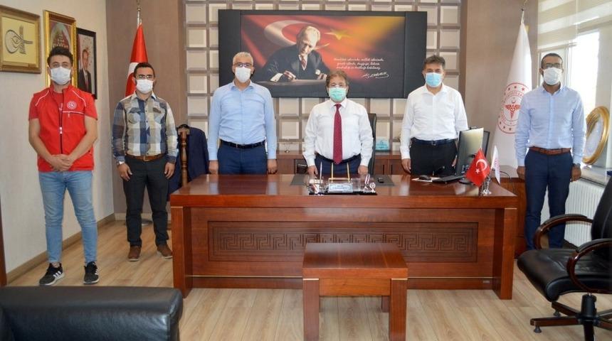 Gen&ccedil;lik Merkezinde &uuml;retilen siperlikler teslim edildi