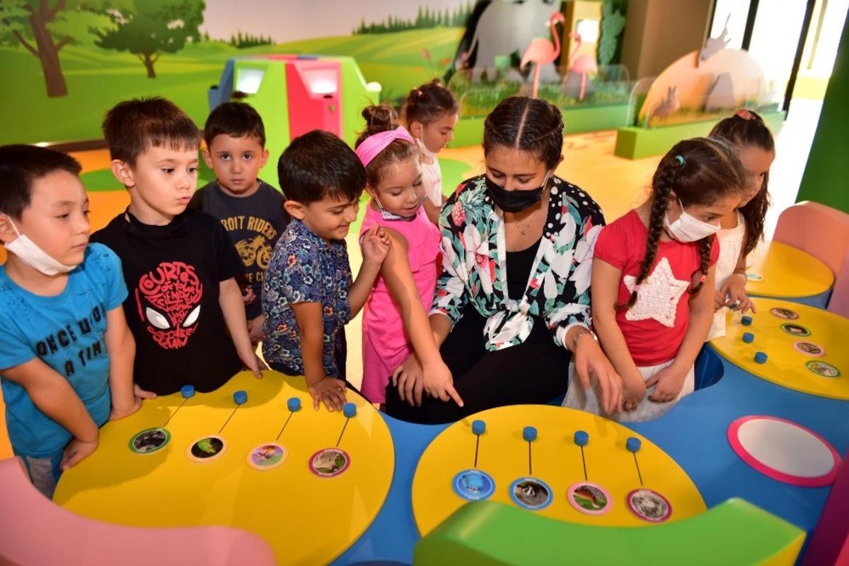 Antalya Bilim Merkezi kreş &ouml;ğrencilerini misafir etti