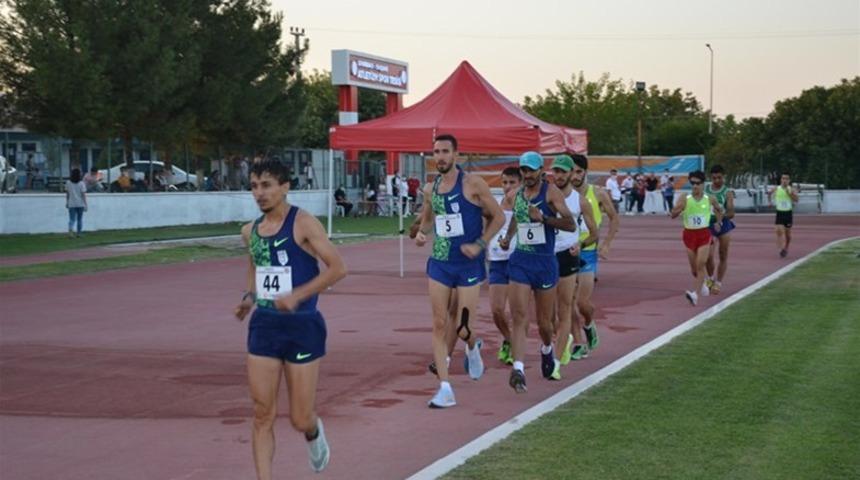 Malatyalı sporcu kuzenler başarılı d&ouml;nd&uuml;