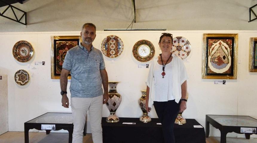 K&uuml;tahyalı sanat&ccedil;ıların eserleri Urla&rsquo;da