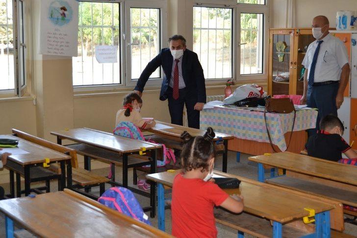 Milli Eğitim Müdürü Öğrencilerin heyecanını paylaştı G3