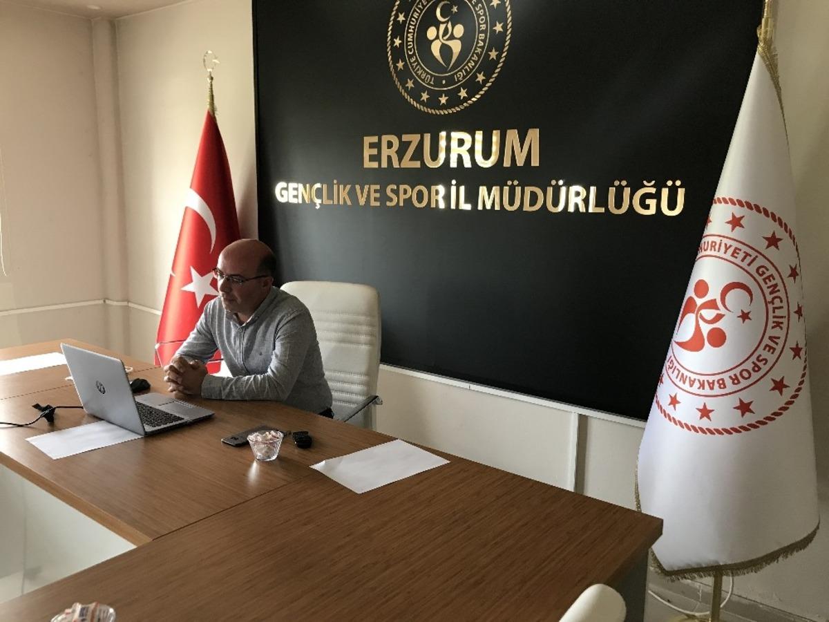 Bağımlılık ile m&uuml;cadele ve farkındalık eğitimi yapıldı
