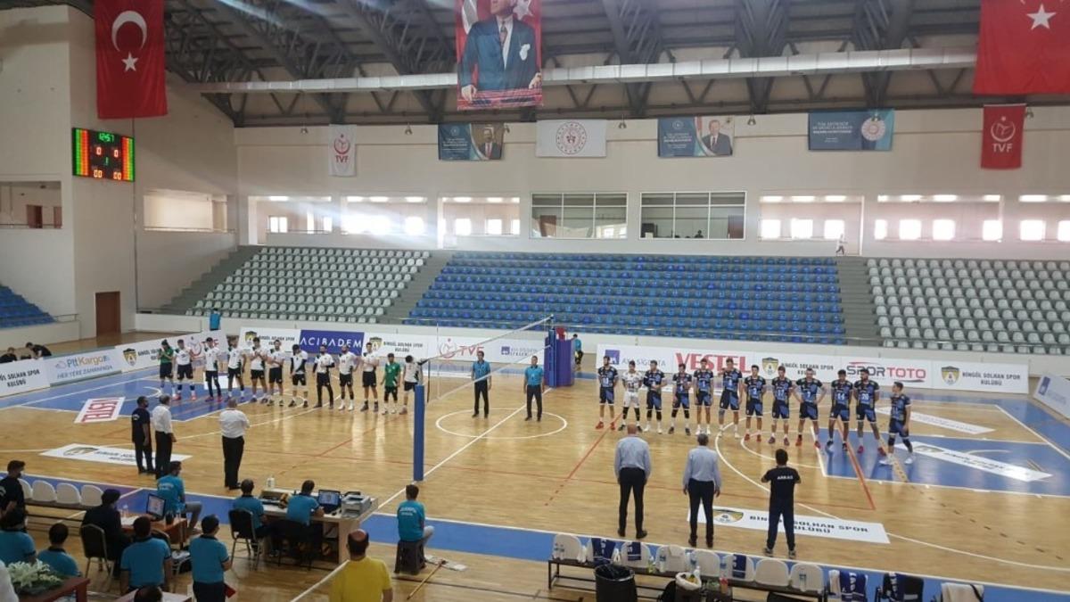 Efeler Ligi: Bing&ouml;l Solhan Spor: 0 - Arkas Spor: 3