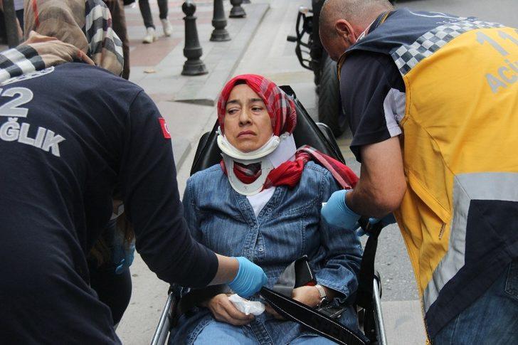 Ters yöne giren sürücünün çarptığı yaya yaralandı G2