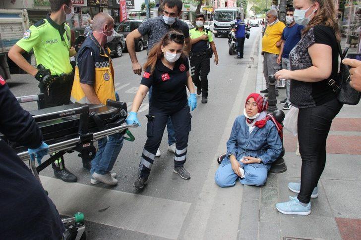 Ters yöne giren sürücünün çarptığı yaya yaralandı G3