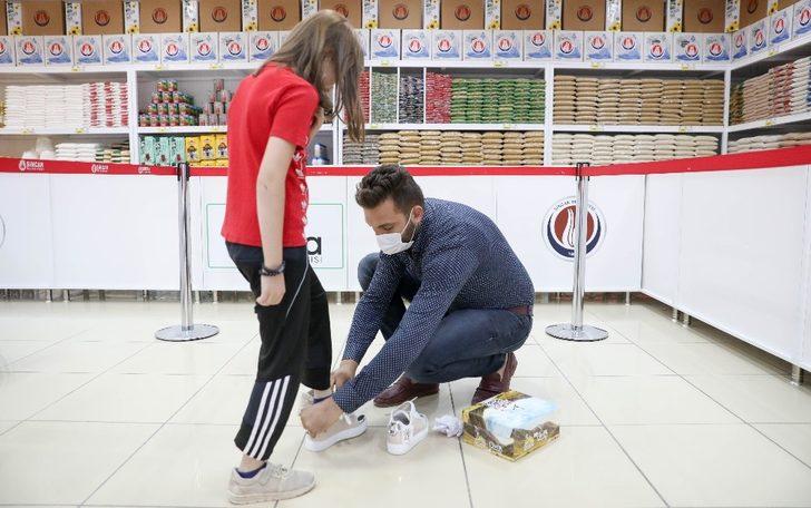 Sincan’da Yarım Elma Hayır Çarşısı hizmete girdi G1