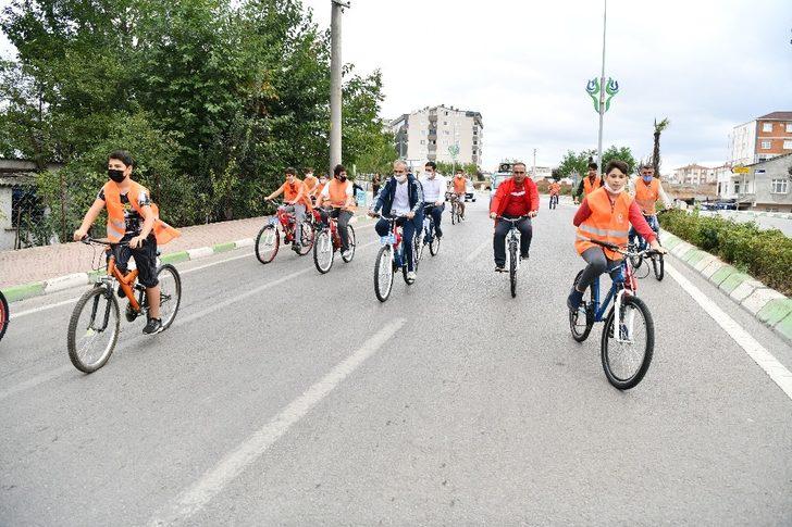 Başkan Çiftçi, vatandaşlarla pedal çevirdi G2