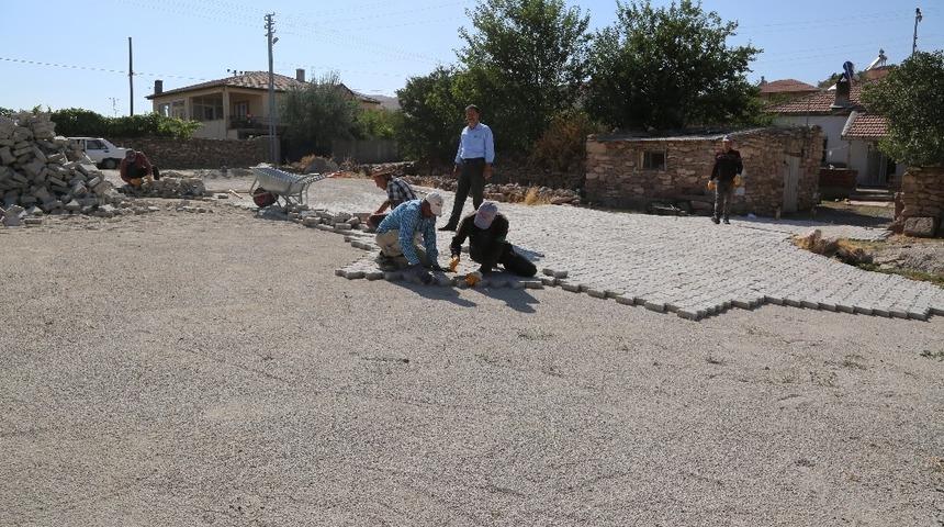 Parke &ccedil;alışmaları Hoş&ccedil;a Mahallesi&rsquo;nde devam ediyor