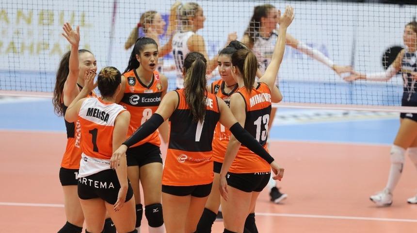 Eczacıbaşı VitrA, haftaya galibiyetle başladı